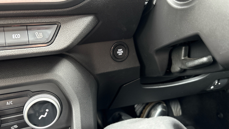 Dacia Jogger 1.6 HEV Extreme 5dr Auto Hybrid Estate